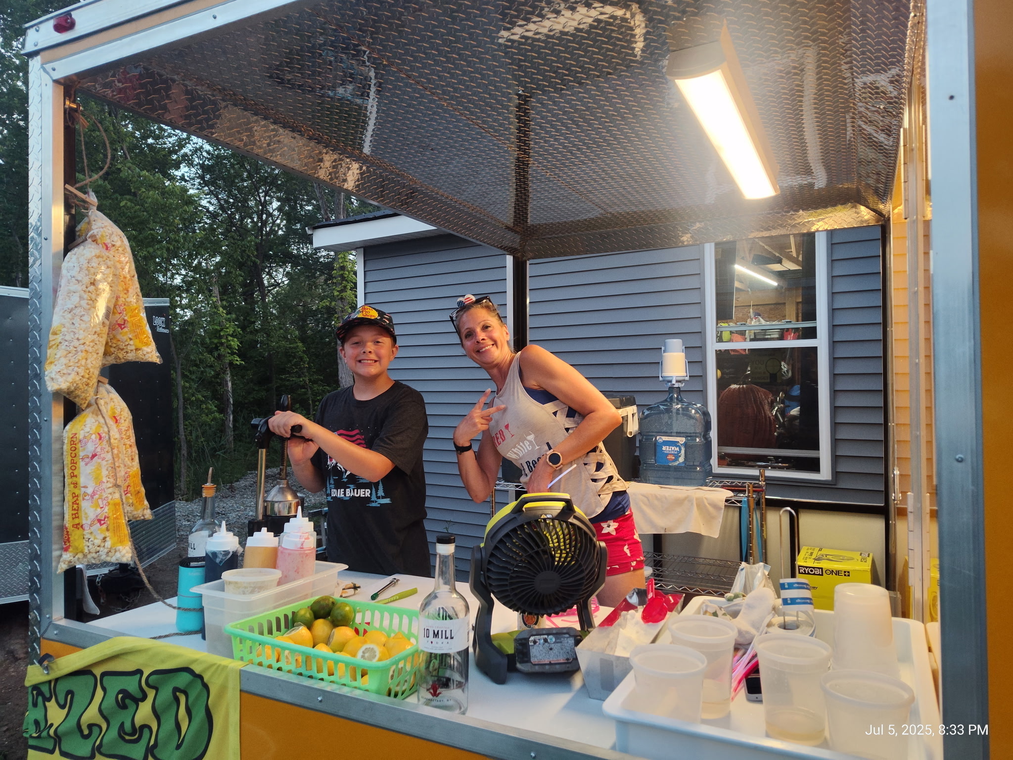 Foster's Main Squeeze family